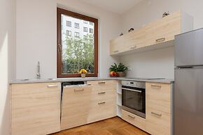 Apartment Warsaw Bobrowiecka by Renters