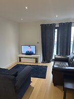 Remarkable 2-bed Apartment in Southampton