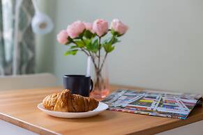 Warsaw Studio Woronicza by Renters