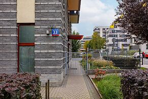 Warsaw Studio Woronicza by Renters