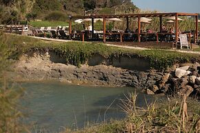 Canal D' Amour by Estia