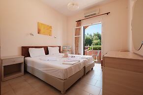 Canal D' Amour by Estia