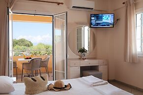 Canal D' Amour by Estia