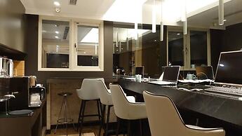 HUB HOTEL XIMEN XINING INN