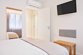 Catarina Serviced Apartments