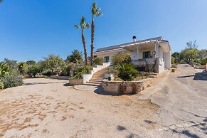 2799 Villa Colfiorito by Barbarhouse