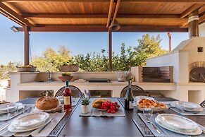 2799 Villa Colfiorito by Barbarhouse