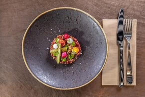 Flow Hotel & Conference