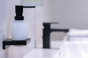 Flow Hotel & Conference