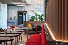 Flow Hotel & Conference