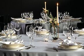 Flow Hotel & Conference