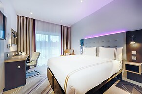 Premier Inn Regensburg City Centre