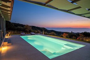 Villa Filokalia With Exceptional View