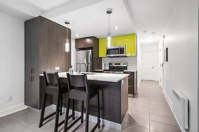 Downtown Metro Frontenac 2 BR new Apartment max 6p