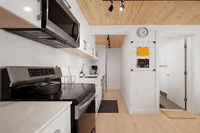 Passive House Luxury 2 Bedroom Basement Suite