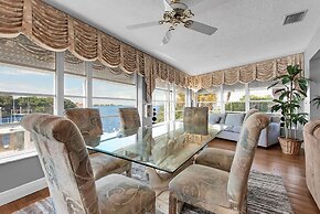 232 S Harbor Dr - Island Bay 3 Bedroom Home by RedAwning