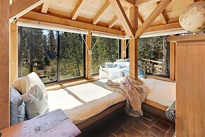 Amazing Architecture - Views all around VH#113 by Bear Valley Vacation