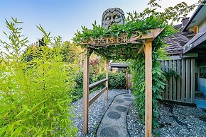 Suite at Trails End Beach House