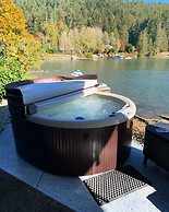 Suite at Trails End Beach House