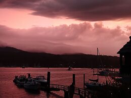 Suite at Trails End Beach House