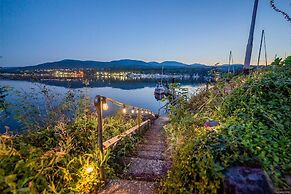 Suite at Trails End Beach House