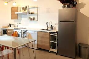 Inviting 2-bed Apartment in Milano