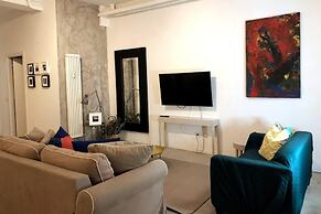 Inviting 2-bed Apartment in Milano