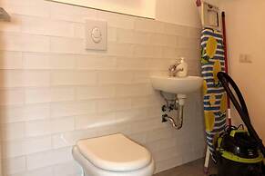 Inviting 2-bed Apartment in Milano