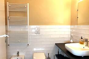 Inviting 2-bed Apartment in Milano