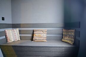 SLEEP INN ANTWERP - Flats & Suites