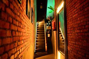 SLEEP INN ANTWERP - Flats & Suites