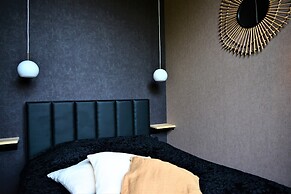 SLEEP INN ANTWERP - Flats & Suites