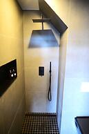 SLEEP INN ANTWERP - Flats & Suites