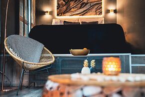 SLEEP INN ANTWERP - Flats & Suites