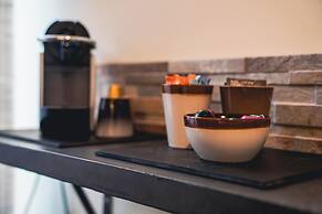 SLEEP INN ANTWERP - Flats & Suites