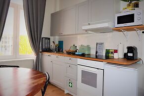 SLEEP INN ANTWERP - Flats & Suites