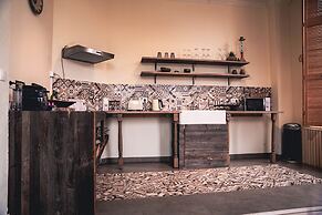 SLEEP INN ANTWERP - Flats & Suites