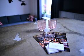 SLEEP INN ANTWERP - Flats & Suites