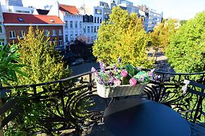 SLEEP INN ANTWERP - Flats & Suites