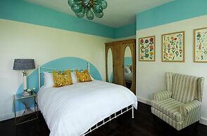 Beautiful 5bedroom house sleeps13 hottub