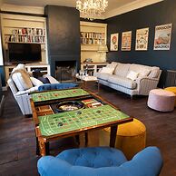 Beautiful 5bedroom house sleeps13 hottub