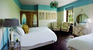 Beautiful 5bedroom house sleeps13 hottub