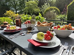 Beautiful 5bedroom house sleeps13 hottub