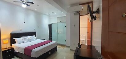 Hotel Golden Sky