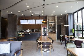 S Stay Dongtan Hotel (formerly Days Hotel Dongtan)