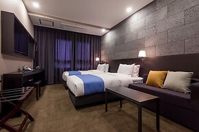 S Stay Dongtan Hotel (formerly Days Hotel Dongtan)