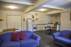 Cherry Lane Apartments