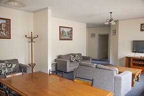 Cherry Lane Apartments