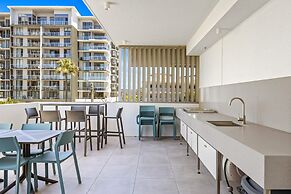 RISE 3 Bedroom Deluxe Ocean Side Apt