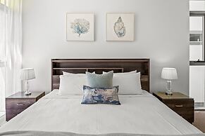 RISE 3 Bedroom Deluxe Ocean Side Apt